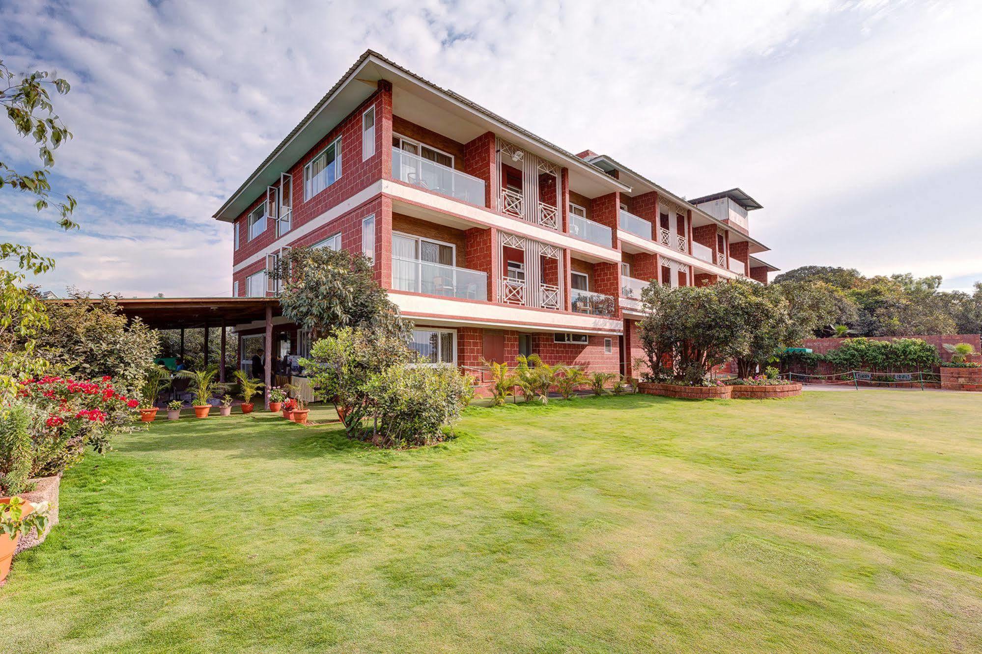 Bella Vista Resort Mahabaleshwar Exterior photo