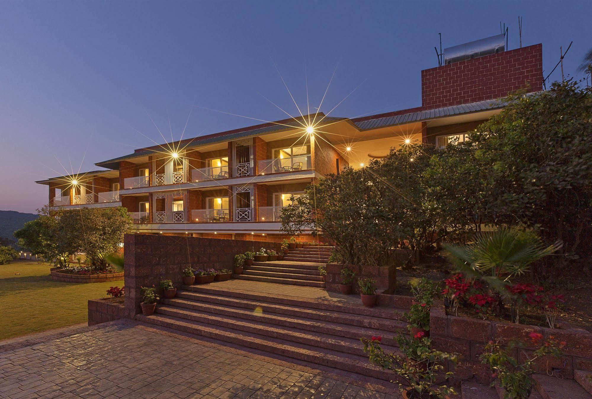 Bella Vista Resort Mahabaleshwar Exterior photo