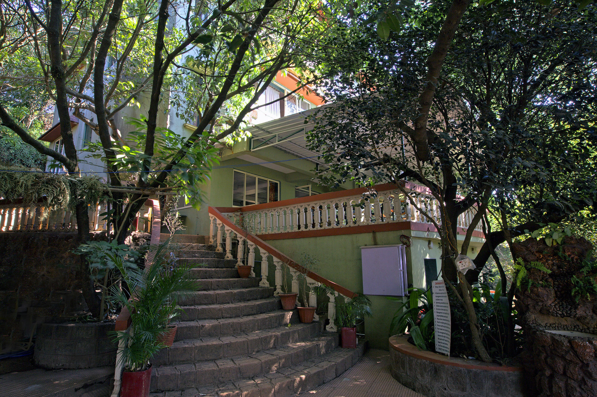 Bella Vista Resort Mahabaleshwar Exterior photo